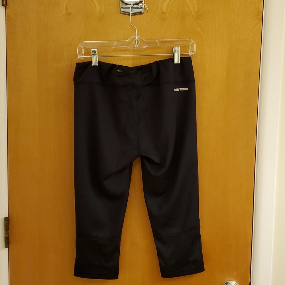 Workout Capri - Picture 2 of 5